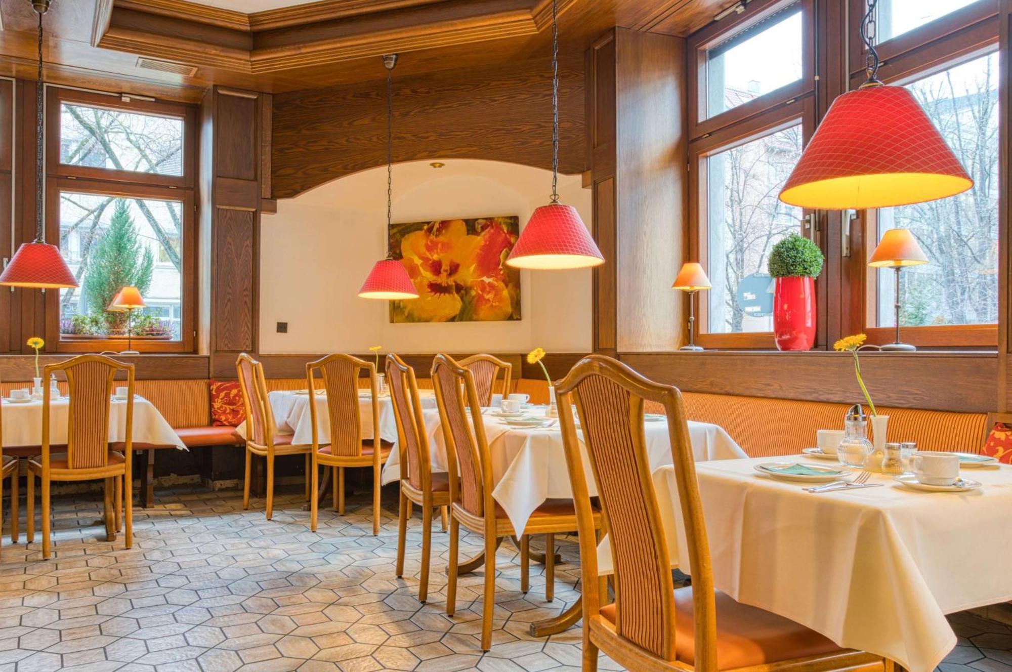 Centro Hotel Sautter Stuttgart City, Trademark Collection By Wyndham Εξωτερικό φωτογραφία